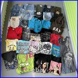 32 Women's Y2K Vintage Tees Tops Hoodies Jeans Bundle Wholesale Reseller Lot