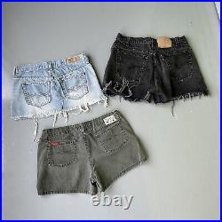 32 Women's Y2K Vintage Tees Tops Hoodies Jeans Bundle Wholesale Reseller Lot