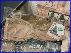 WHOLESALE JOBLOT of 25 FASHION FORMS Bras Mix Brand New