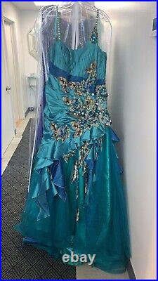 Wholesale Lot of 10 Formal Evening Prom Pageant Gowns. Various sizes from 4-18