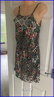 Wholesale job Lot of 40 Brand New summer dresses. Different Designs And Sizes